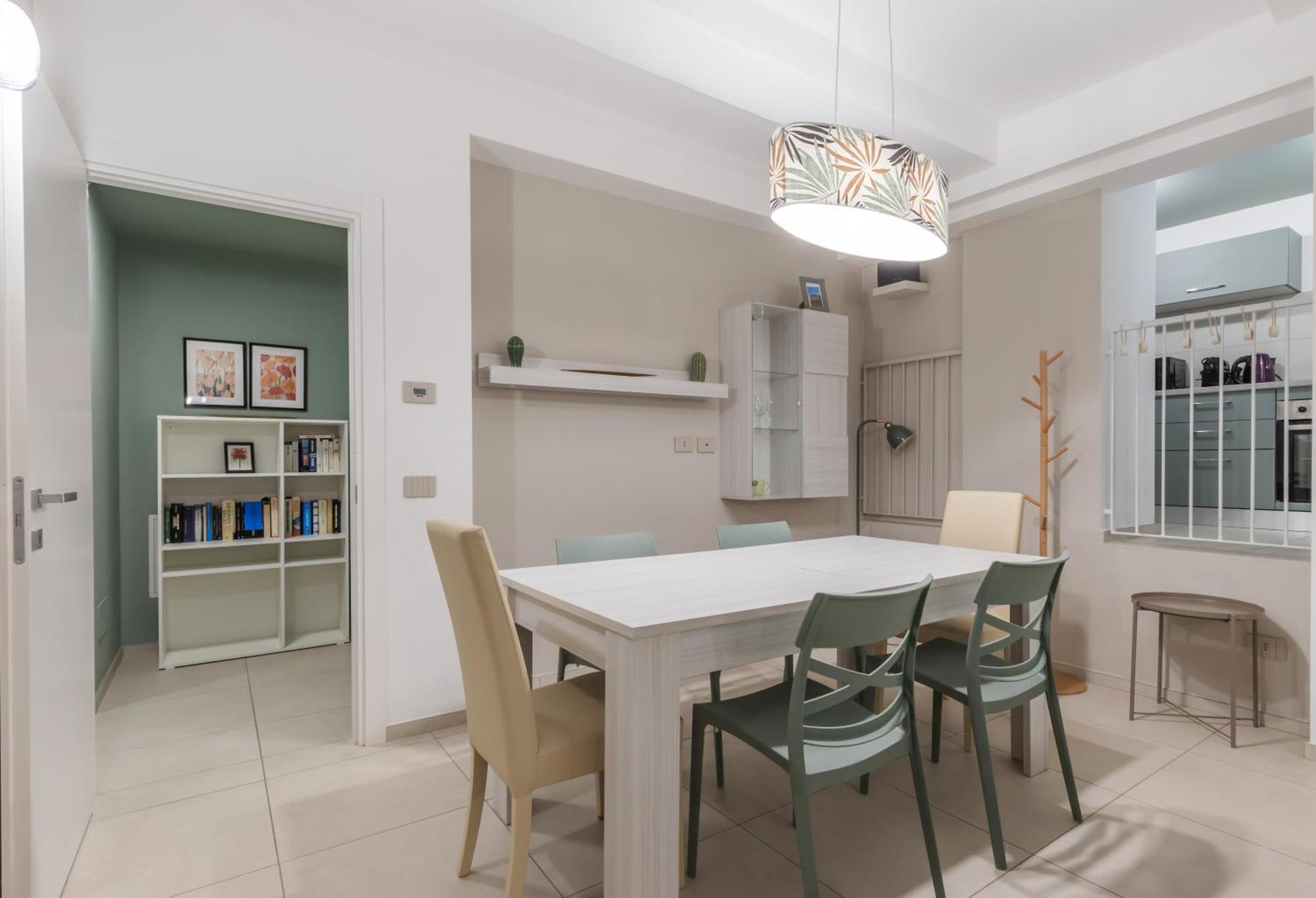 Monumentale M5 - 6 Ospiti & Famiglie Con 2 Bagni E *